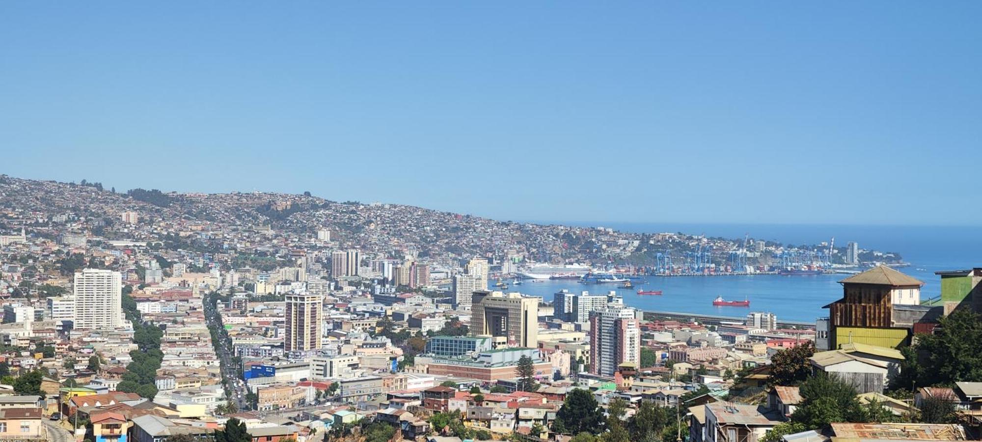Ocean View & Pool Family 2p Valparaíso